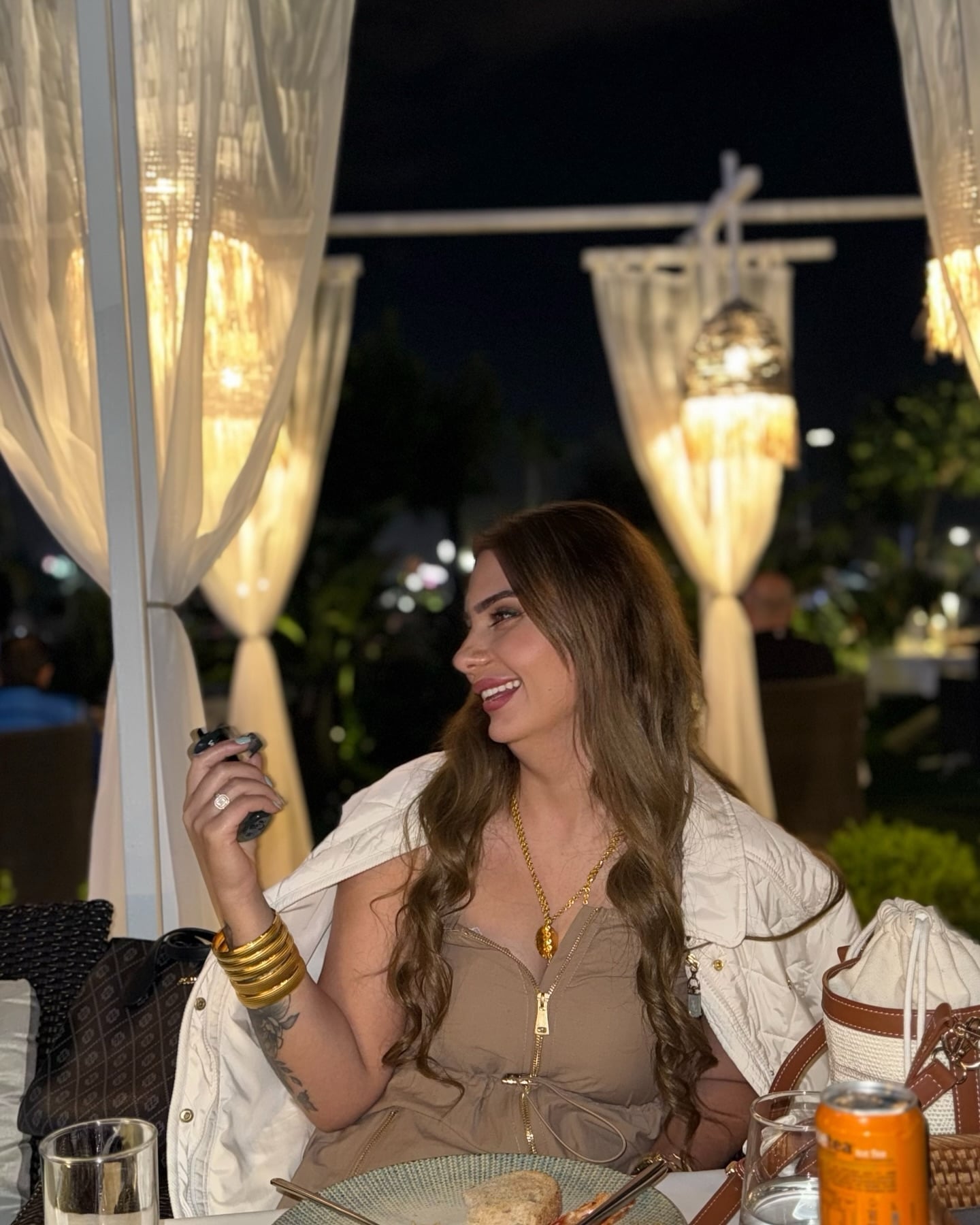 İyi görünmek için,
Çabalamak yerine iyi OL 
Hem kendini değiştir 
Hemde hayatındaki yanlış İNSANLARI 🫶🏻