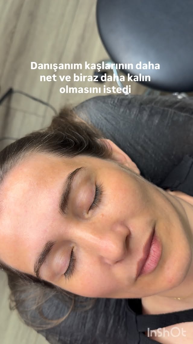 Kaş pudralama ile daha net bakışlarınız olsun 

#antalya #antalyakalıcımakyaj #kalıcımakyajantalya #keşfetteyizzz #instagram